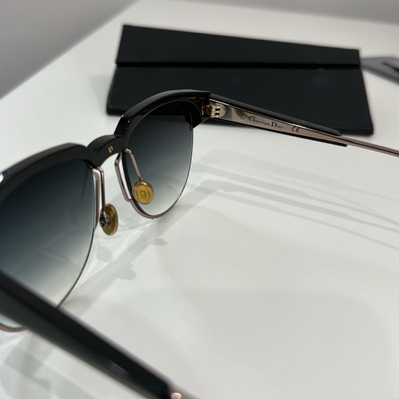 Christian Dior DiorSpectral Sunglasses - Picture 3 of 4